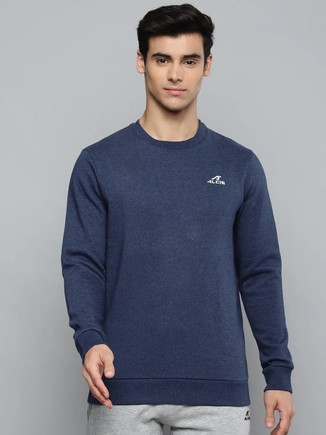 Alcis Men Navy Blue Solid Cotton Sweatshirt