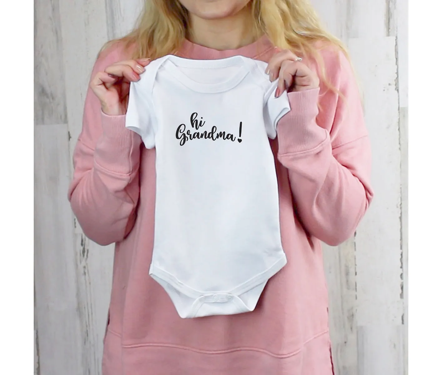 Baby Announcement Jumpsuit - Hi Grandma!