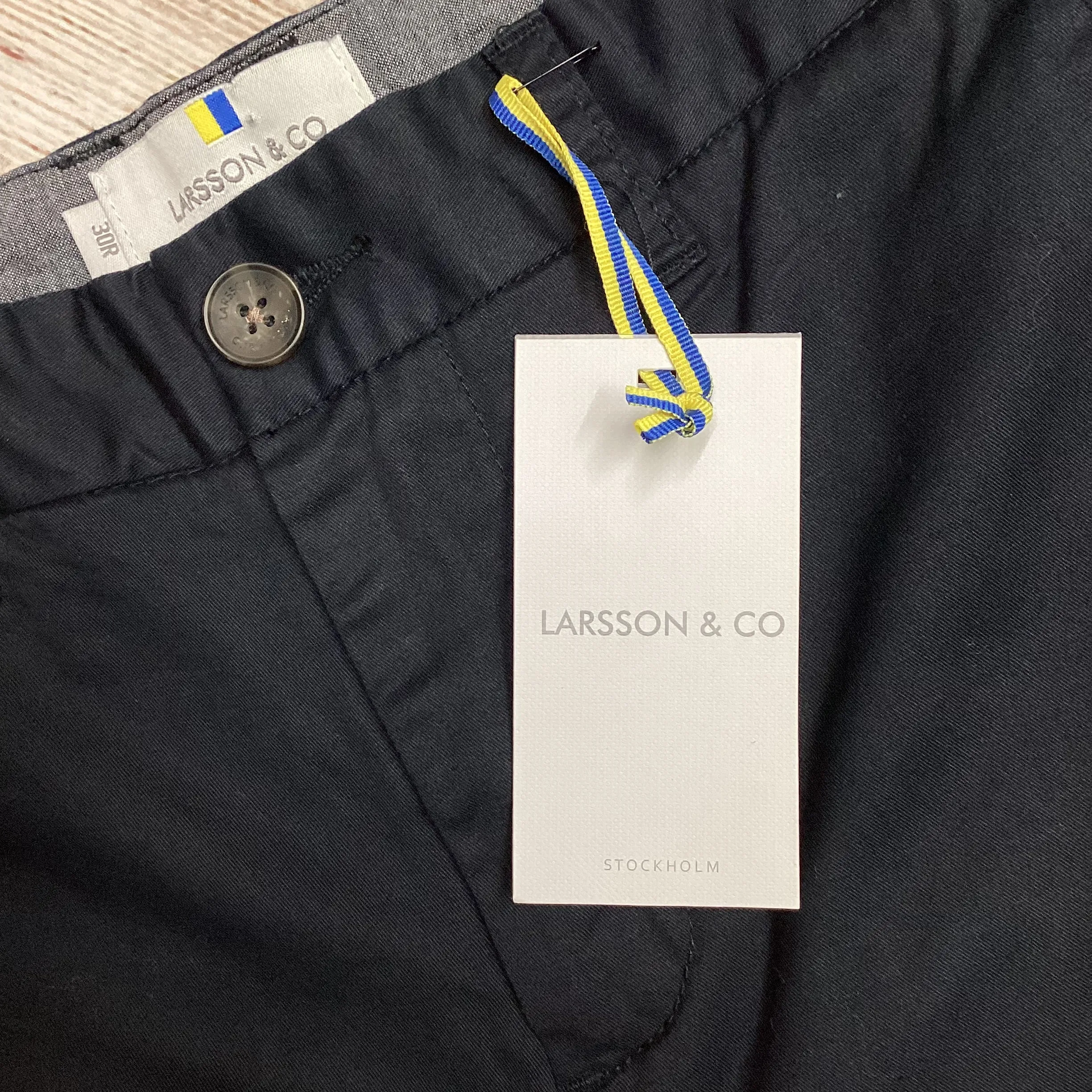 BNWT Larsson & Co Navy Blue Chino Trousers W30”