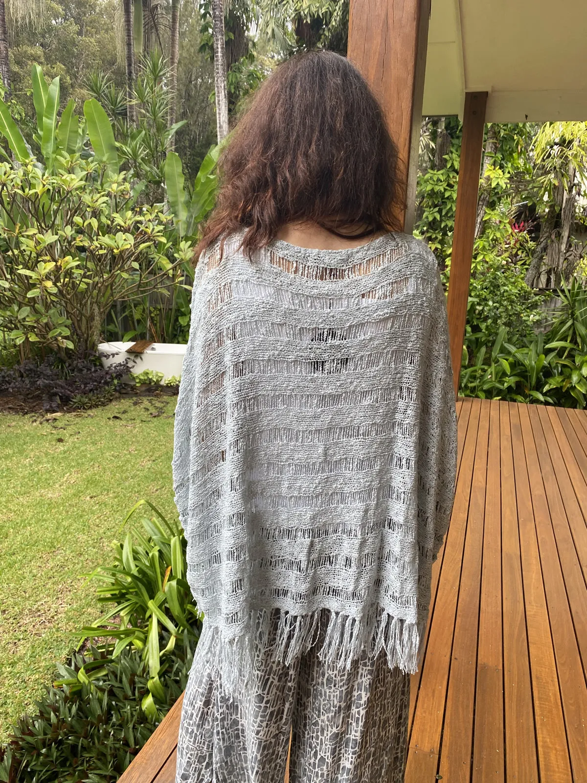 Katey Poncho Top Shawl Light Grey NEW