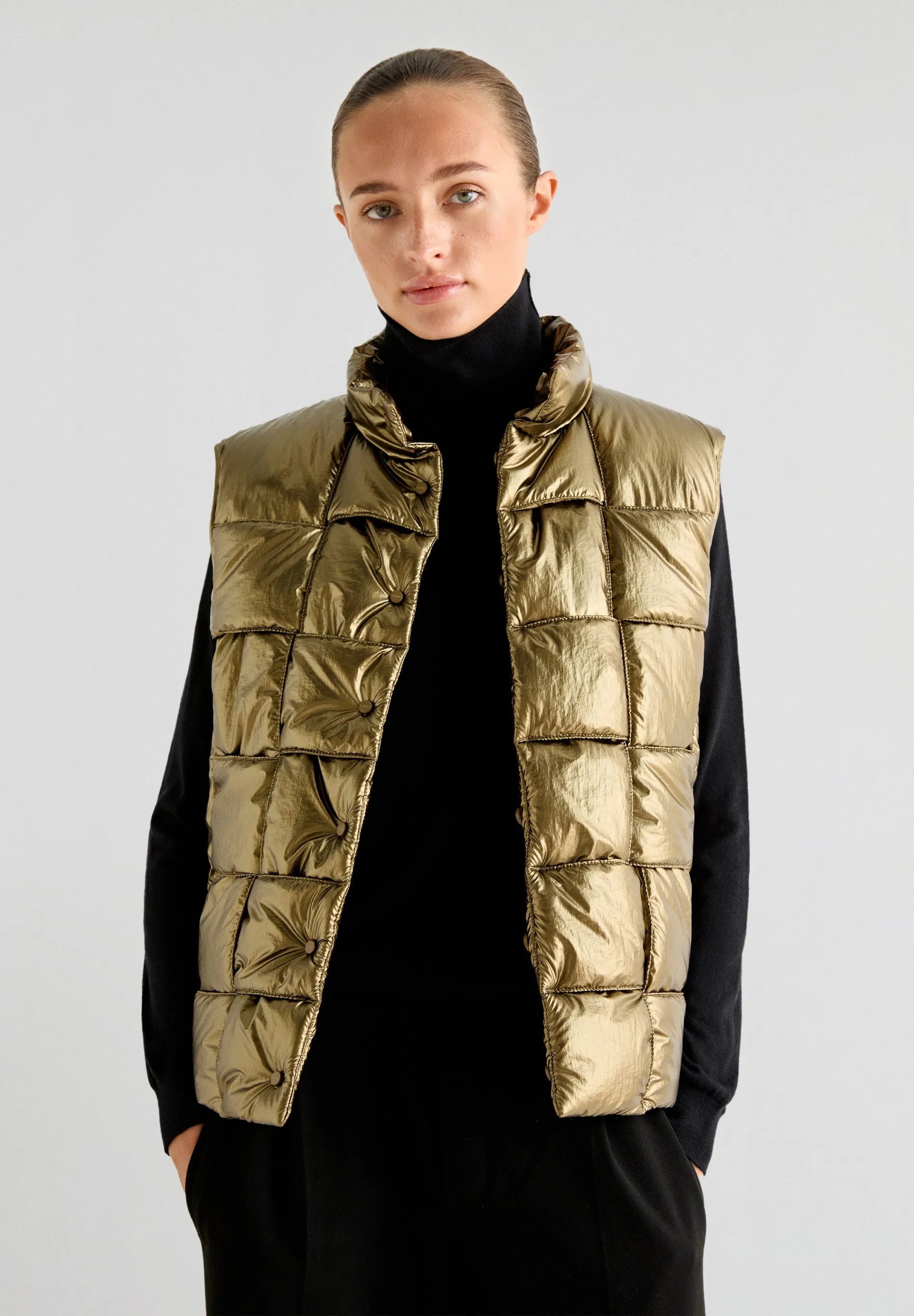 METALLIC PUFFER GILET