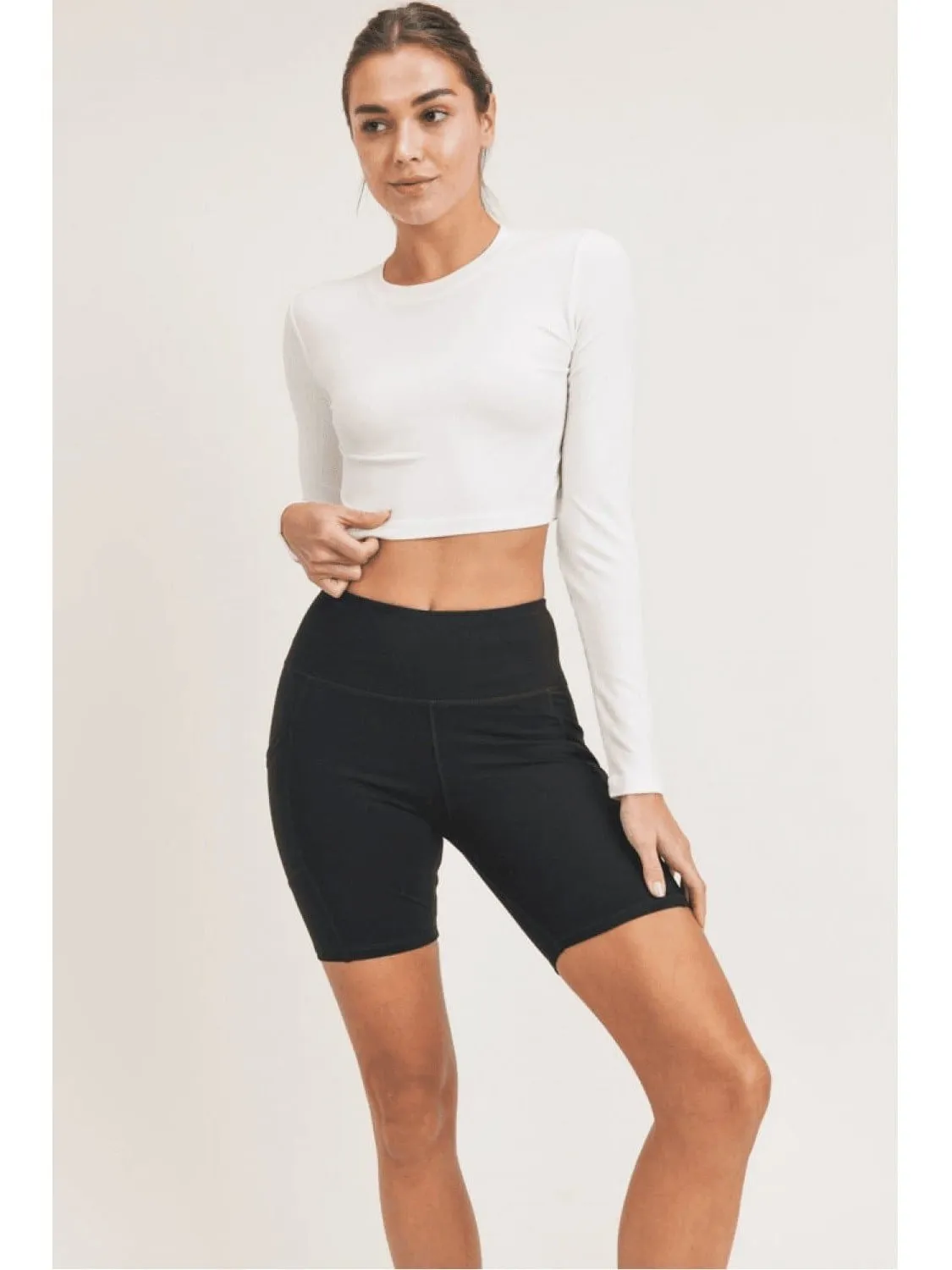 Mono B Micro-Ribbed Long-Sleeved Cropped Top