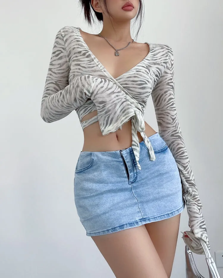 Quin Striped Deep V-Neck Cross Lace Up Front Tie Long Sleeve Slim Cropped Top