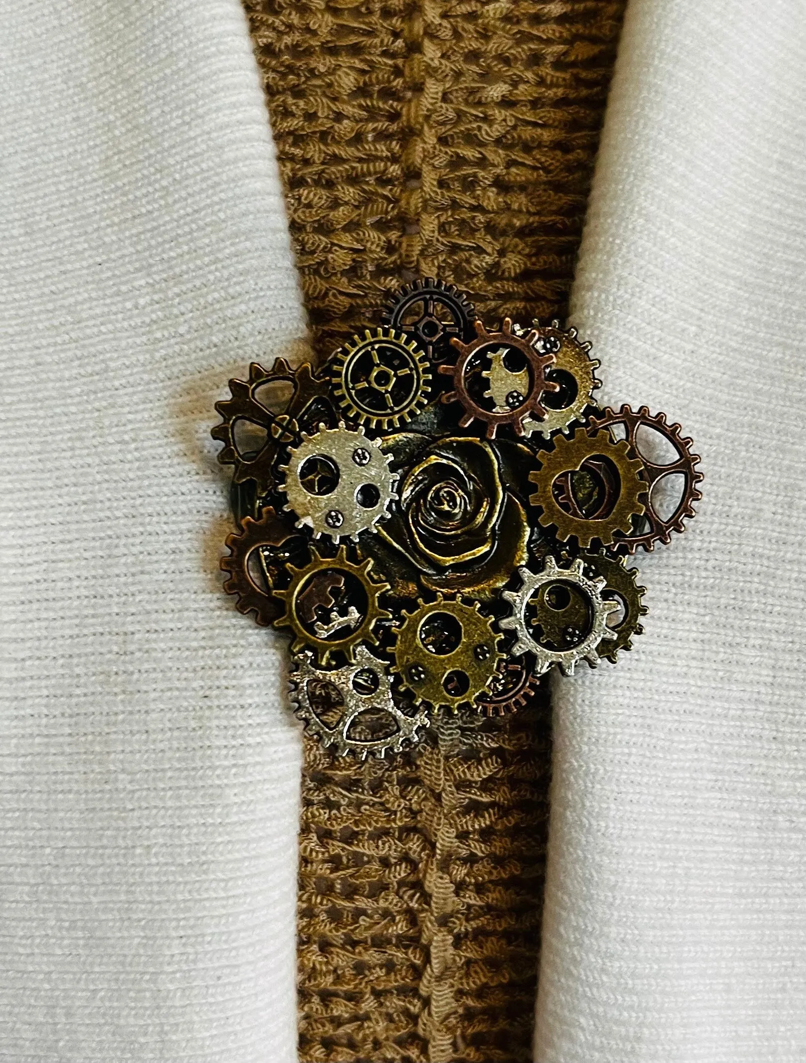 Sweater Clips Steampunk Flower Sweater Clip Scarf Jewelry Shawl Clasp for Cardigan Clasp Floral Cosplay Cloak Fastener Birthday Gift for Her