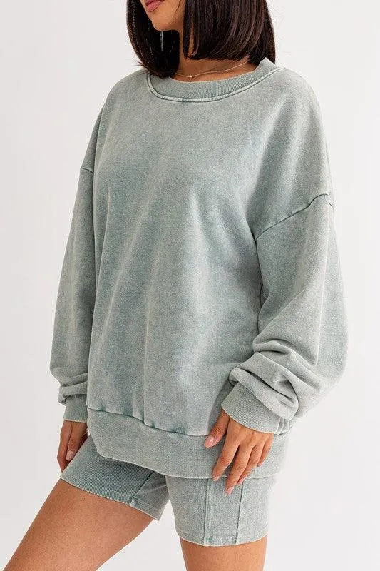 Washed Oversized Pullover Sweatshirt