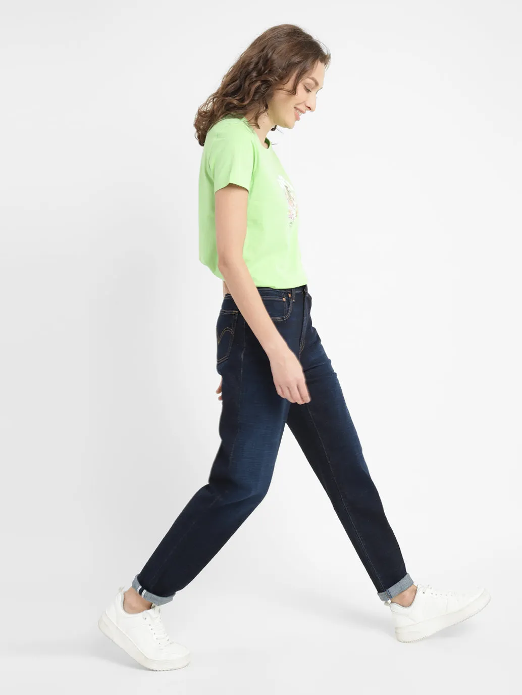 Women's High Rise Straight Fit Jeans